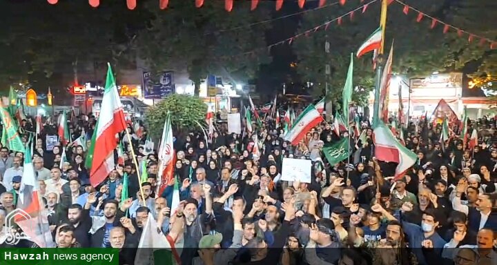 فیلم| تجمع مردم انقلابی خرم آباد در قرار شبانه