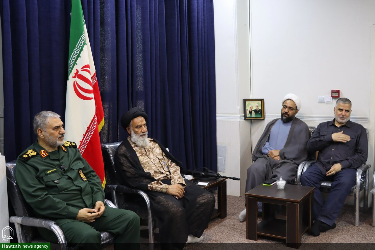 معنویت، سلاحی قدرتمند در برابر استکبار جهانی است