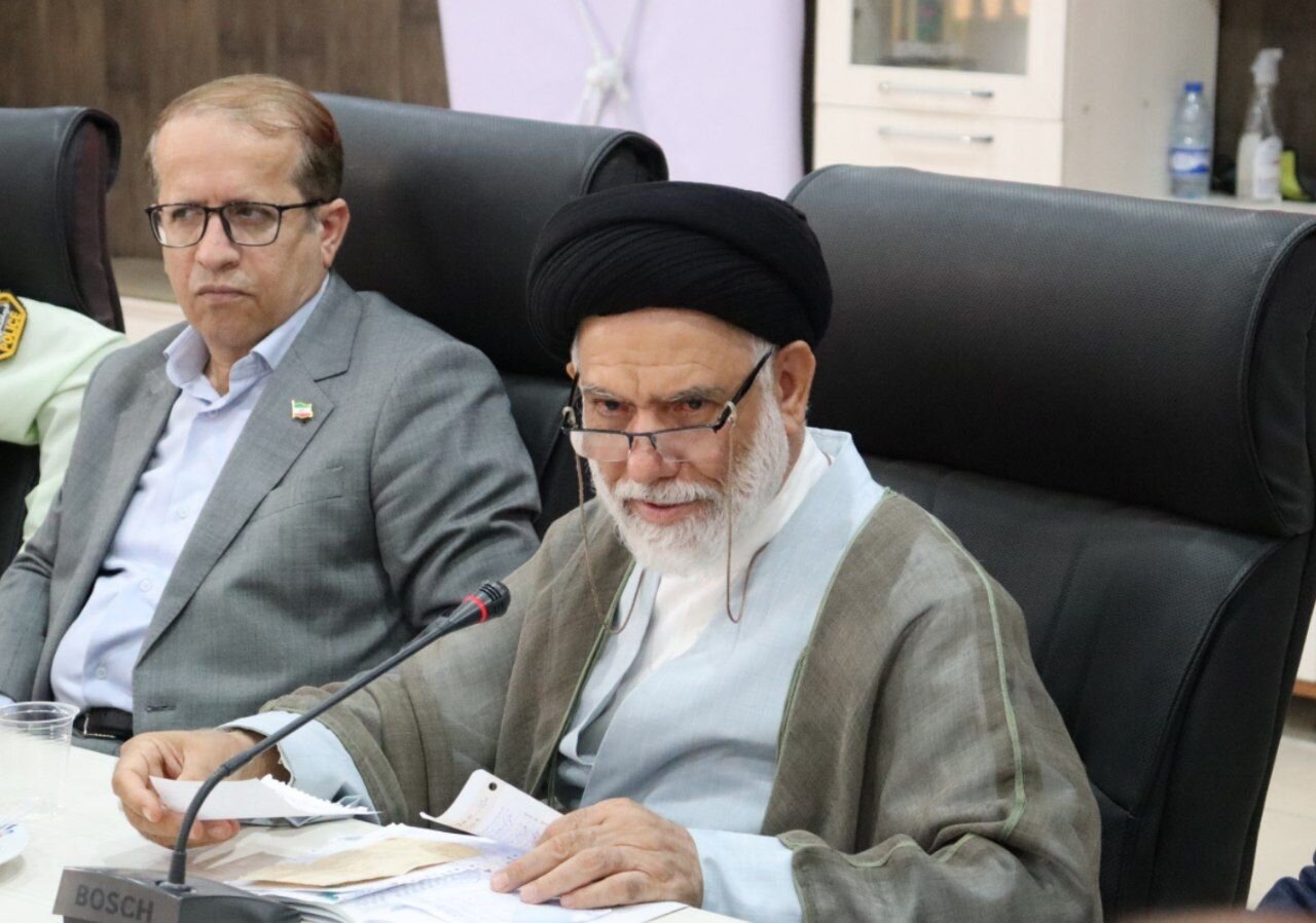 دستگاه‌ها با هم‌افزایی، مشکل زمین‌های شهرستان دیّر را حل کنند