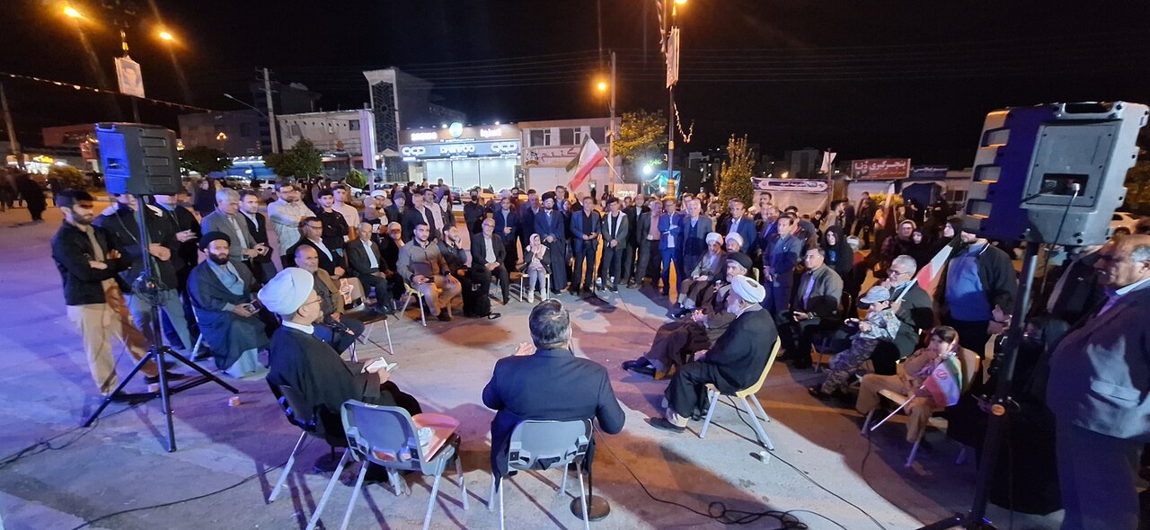 خیابان جمهوری جولانگاه کرسی‌های آزاداندیشی «جنگ رمضان» شد