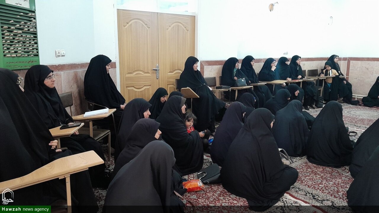 تصاویر/ جلسه ماهیانه بانوان‌ مبلغ طرح امین شهرستان کرمان