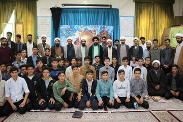 مراسم تجلیل از اساتید مدرسه علمیه امام خمینی(ره) کوهسرخ برگزار شد
