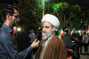 فیلم| حضور مردم در صحنه نقشه‌های شوم دشمنان برای ایجاد هرج و مرج را باطل کرد