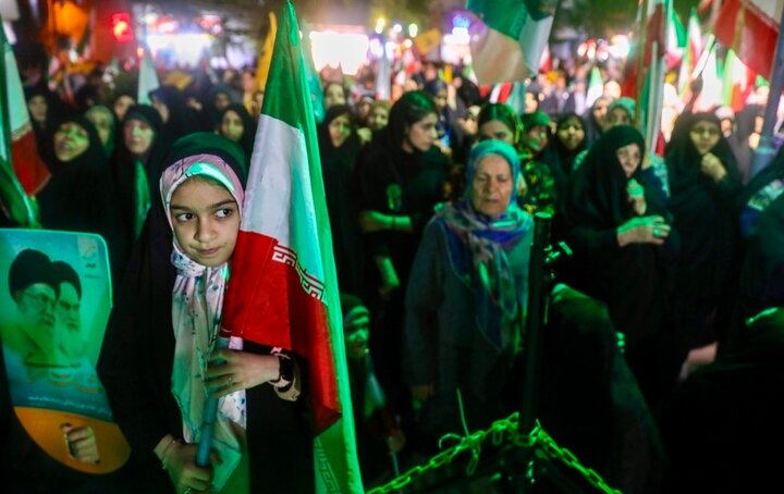 تصاویر/ تجمع حمایت از وطن در منطقه ۴ تهران