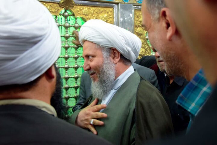 تصاویر حوزه. امام جمعه شهرستان آران و بیدگل همراه با حجت الاسلام ادیب یزدی در تجمعات شبانه پرشور مردم آران و بیدگل