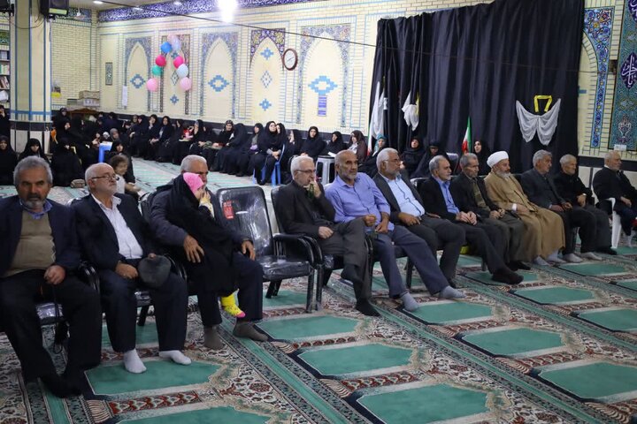 تصاویر/ حضور نماینده ولی فقیه در مسجد جامع شهر گتاب