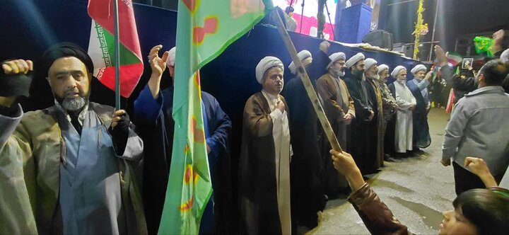 تصاویر/  معنا شدن «حماسه» در اجتماع پرشور مردم آمل در سیزدهم اردیبهشت