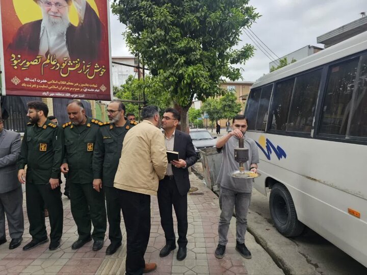 تصاویر/ گروه های جهادی در راه منازل آسیب دیده در تهران
