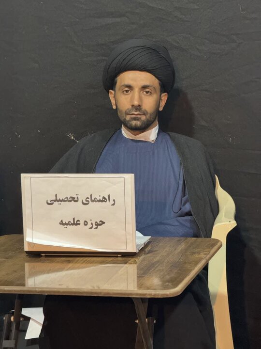 تصاویر/فعالیت موکب فرهنگی مدارس علمیه آیت اللّه اعتمادی در تجمعات مردمی میدان عامریه