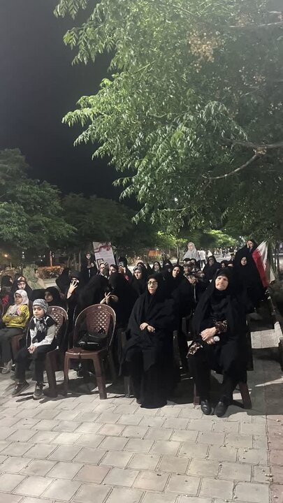 تصاویر/فعالیت موکب فرهنگی مدارس علمیه آیت اللّه اعتمادی در تجمعات مردمی میدان عامریه