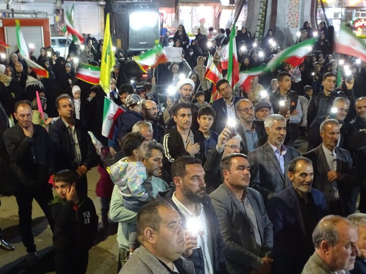 تصاویر/ تجدید بیعت با رهبر شهید انقلاب در شصت و چهارمین شب حضور مردمی شهرستان چهاربرج