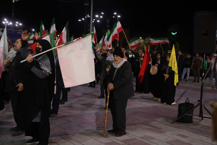 تصاویر / مراسم گرامیداشت شهدای ورزشکار همدان در شب ۶۴ قیام ملت مبعوث