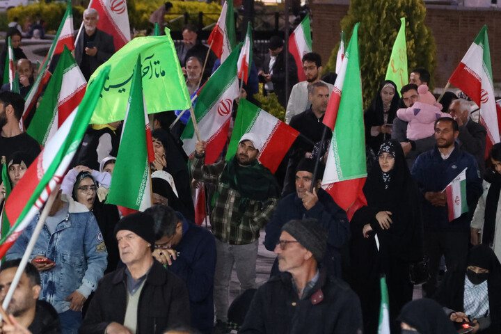 تصاویر / مراسم گرامیداشت شهدای ورزشکار همدان در شب ۶۴ قیام ملت مبعوث