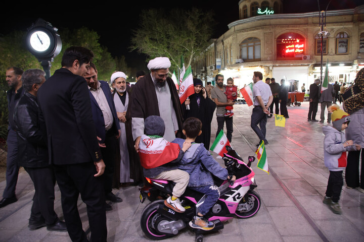 تصاویر / مراسم گرامیداشت شهدای ورزشکار همدان در شب ۶۴ قیام ملت مبعوث
