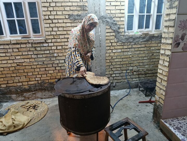 تصاویر/ بانوان دیلمی پشتیبان جبهه و رزمندگان