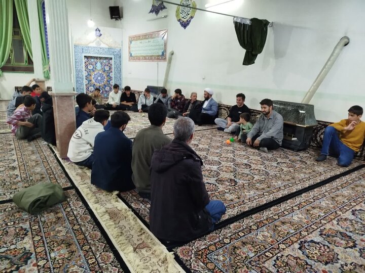 تصاویر/ حضور تبلیغی اساتید مدرسه علمیه تکاب در مساجد روستایی  و شهری