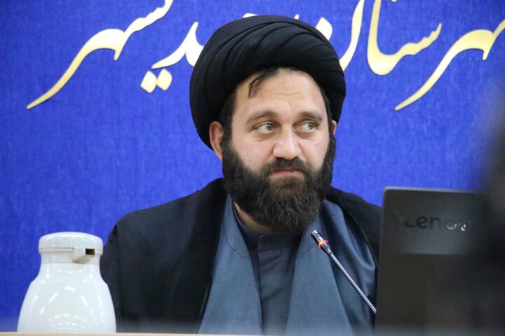 تصاویر/ قدردانی از معلمان نمونه در هفته معلم در شهرستان مهدی‌شهر