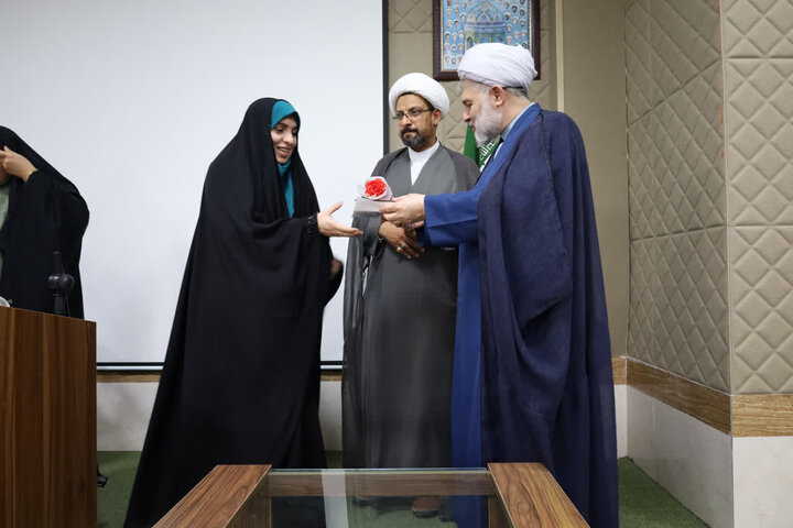 تصاویر/ تجلیل از مبلغات ساروی طرح محمد امین
