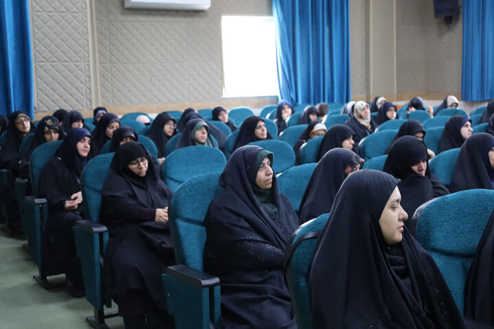 تصاویر/ تجلیل از مبلغات ساروی طرح محمد امین