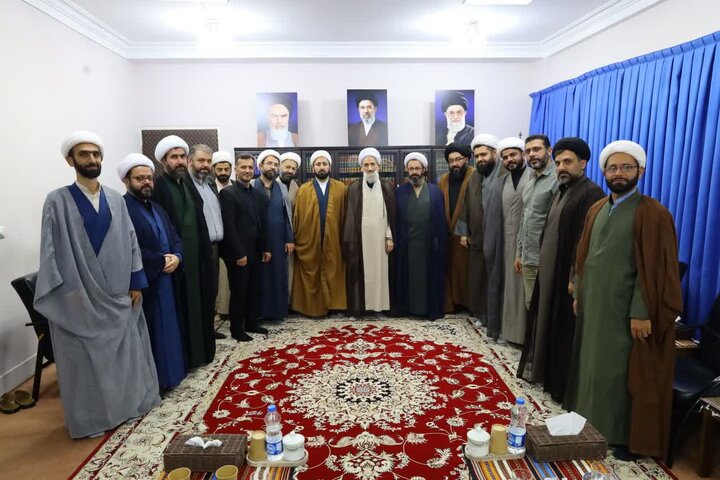 تصاویر/ نشست ارکان مرکز مدیریت حوزه علمیه بابل با نماینده ولی فقیه مازندران