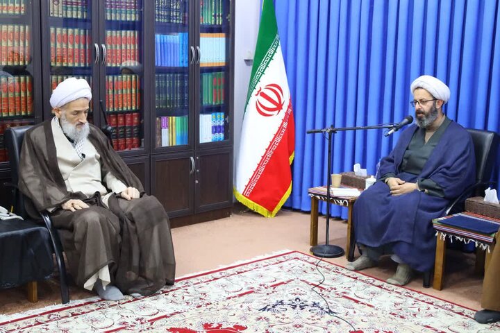 تصاویر/ نشست ارکان مرکز مدیریت حوزه علمیه بابل با نماینده ولی فقیه مازندران