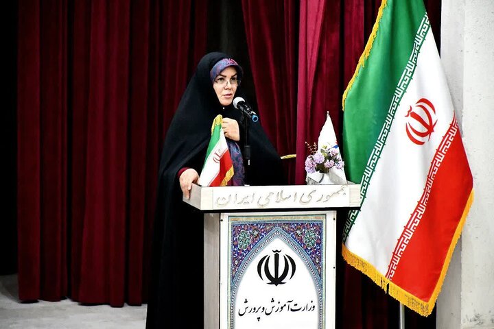 تصاویر/  آیین تجلیل از معلمان برتر