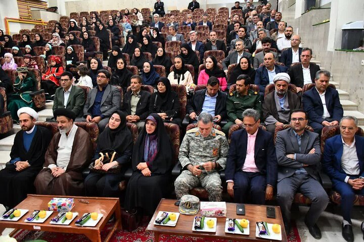 تصاویر/  آیین تجلیل از معلمان برتر
