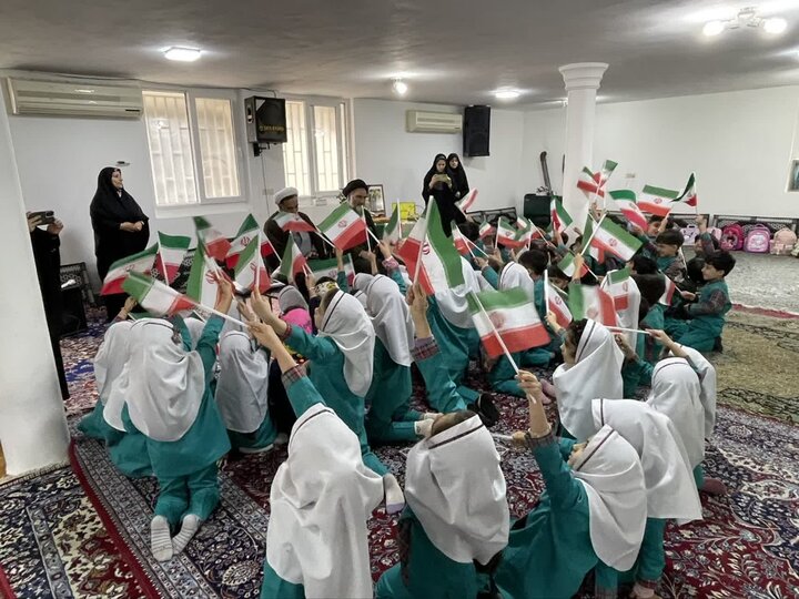 تصاویر/ دیدار امام جمعه شهرستان نوشهر با فعالان قرآنی