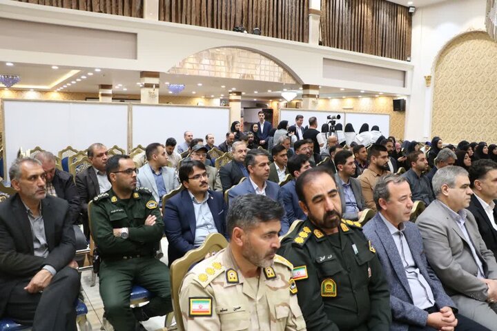 تصاویر/  آیین شهرستانی  گرامیداشت مقام معلم و تجلیل از معلمان نمونه شهرستان  خوی