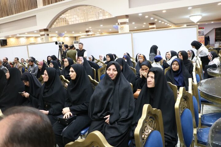 تصاویر/  آیین شهرستانی  گرامیداشت مقام معلم و تجلیل از معلمان نمونه شهرستان  خوی