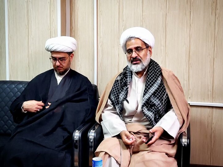 تصاویر/ دیدار رئیس فرهنگی مرکز خدمات حوزه‌های علمیه کشور با امام جمعه میناب