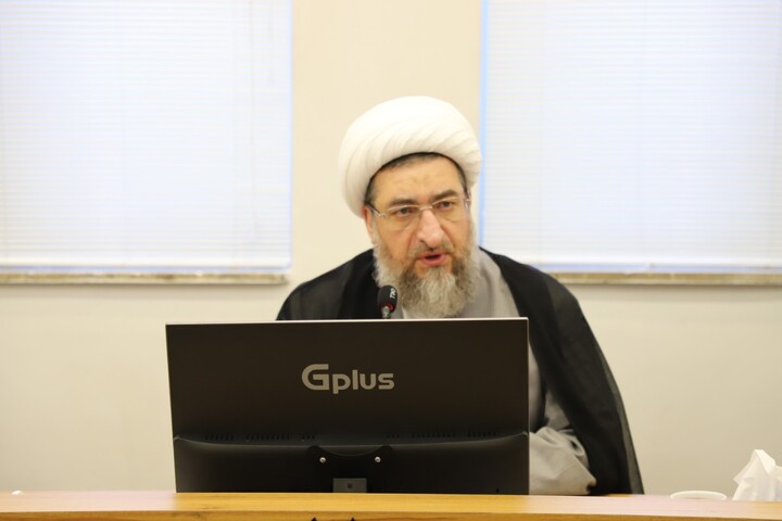 تصاویر/ حضور و سخنرانی امام جمعه تبریز در اجلاسیه مدیران مدارس علمیه استان آذربایجان شرقی