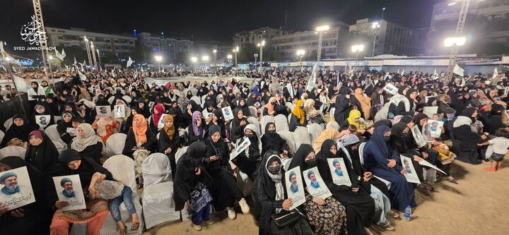 شہید امام خامنہ ای کی یاد میں کراچی میں عظیم الشان اجتماع
