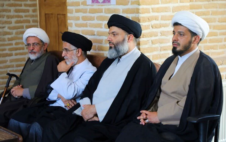 تصاویر/ مراسم تجلیل از اساتید مدرسه علميه سطح عالی خان یزد