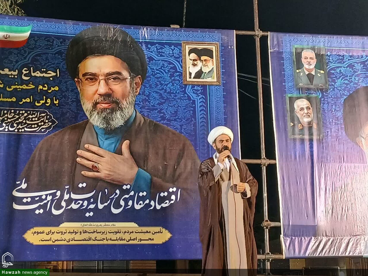 ایستادگی در برابر موشک‌های رسانه‌ای و اقتصادی دشمن ضروری است