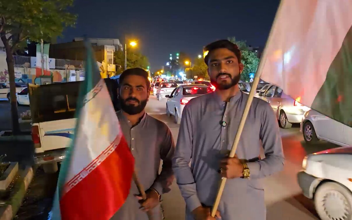 فیلم | طلاب پاکستانی: هر آنچه رهبر معظم سید مجتبی خامنه‌ای امر کنند، لبیک می گوییم / جنگ حق و باطل است