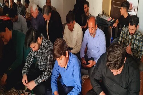 برگزاری مراسم استغاثه به امام زمان (عج) و روضه سیدالشهداء (ع) در سرپل ذهاب+عکس