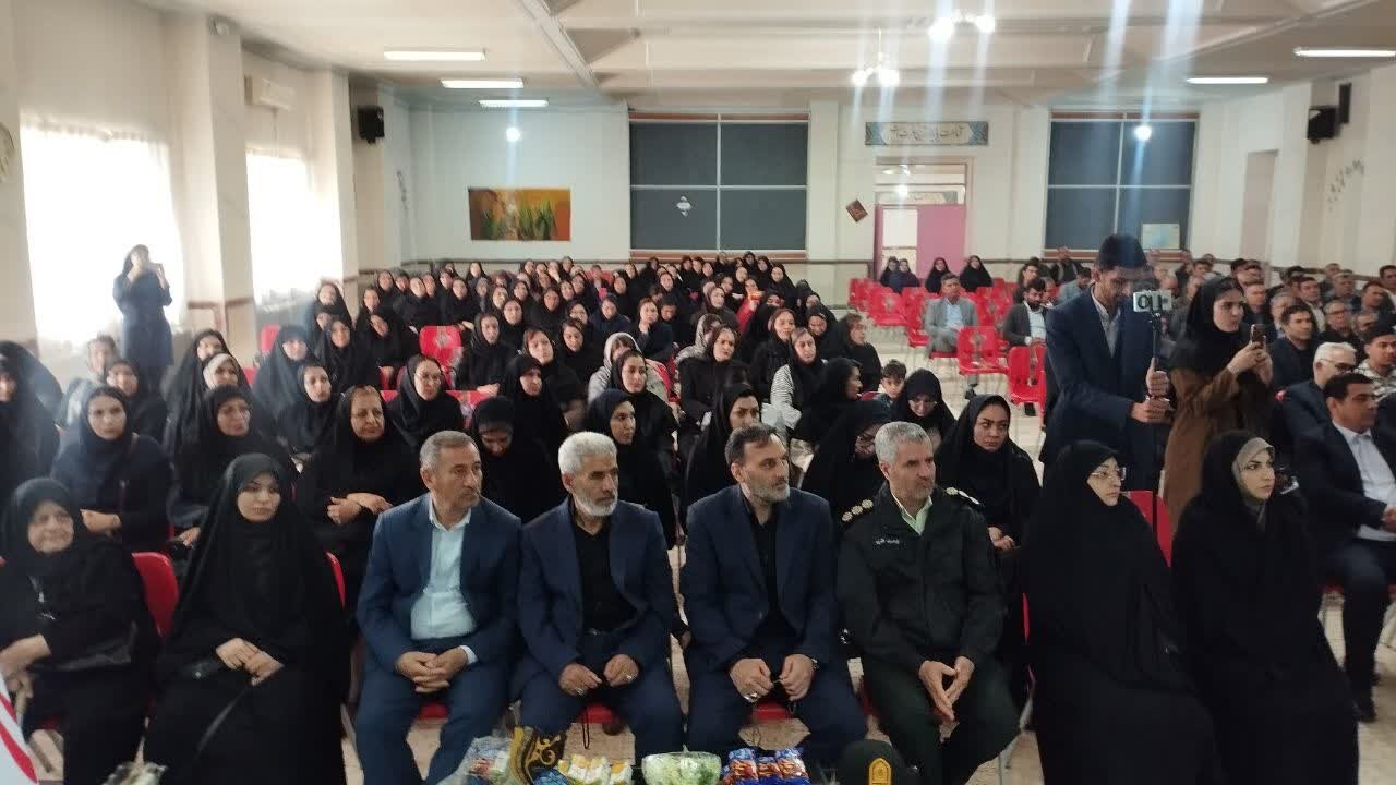 آیین تجلیل از معلمان برگزیده شهرستان میاندوآب + تصاویر