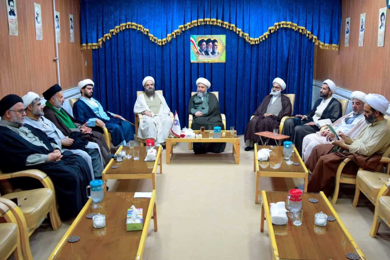جلسه کمیته هم اندیشی طلاب مدارس علمیه برادران آران وبیدگل برگزار شد