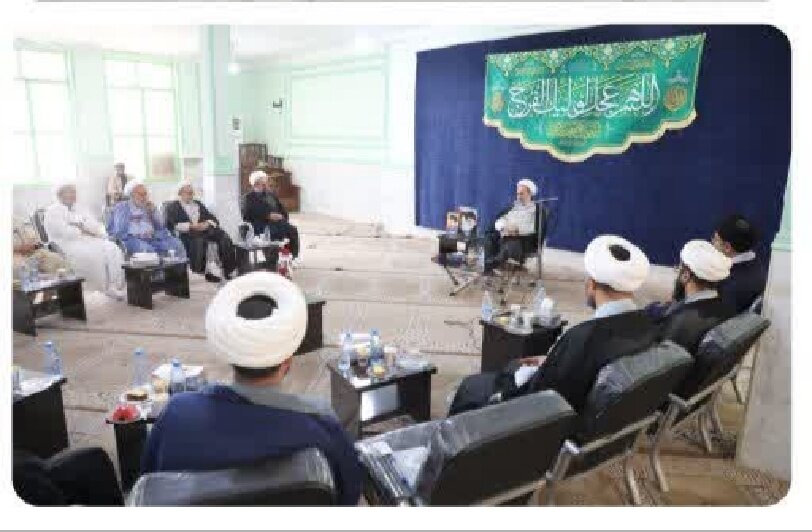 ایک معیاری شخصیت کی تربیت بے شمار خدمات اور تاریخی تبدیلیوں کا ذریعہ بن سکتی ہے