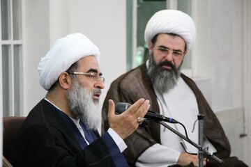 سفر زیارتی اساتید و کادر مدارس علمیه خواهران اراک به قم+عکس