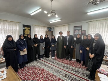 تصاویر/ دیدار امام جمعه نوشهر با ریاست اداره آموزش و پرورش کجور و معلمان نمونه
