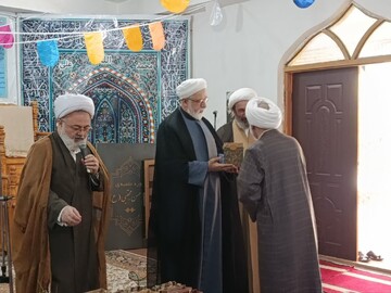 تصاویر/ تجلیل از اساتید مدرسه علمیه امام حسن مجتبی (ع)