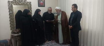 تصاویر/ دیدار امام جمعه بابل از خانواده شهدای اقتدار ملی