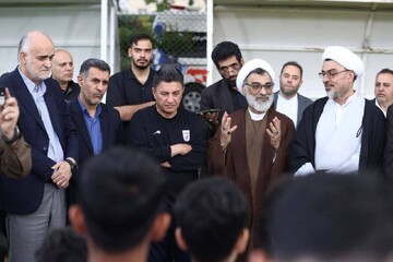 بازیکنان تیم ملی فوتبال امام رضایی هستند