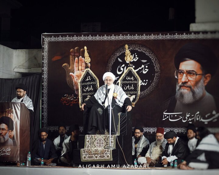 Organisation d’une cérémonie d’hommage à l’Imam Khamenei (ra) à Aligarh, en Inde