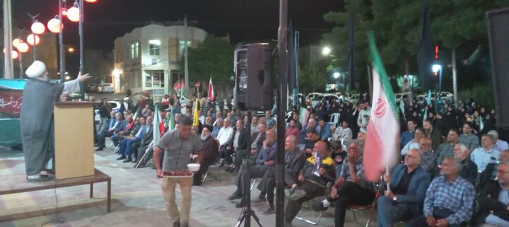 تصاویر/ شصت و پنجمین تجمع شبانه مردم بادرود در دفاع از وطن