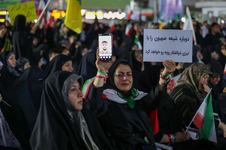 تصاویر/ اجتماع لبیک یا امام در بوشهر
