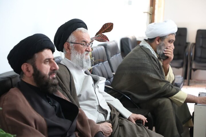 تصاویر/ جلسه شورای‌ حوزه‌ علمیه استان سمنان