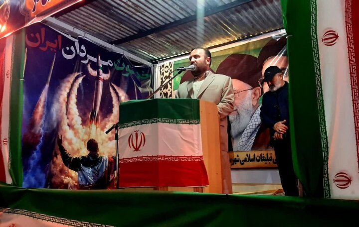 تصاویر/ خونخواهی رهبر شهید و بیعت با رهبری؛ شعار محوری شصت و پنجمین تجمع مردمی شهرستان شاهین دژ